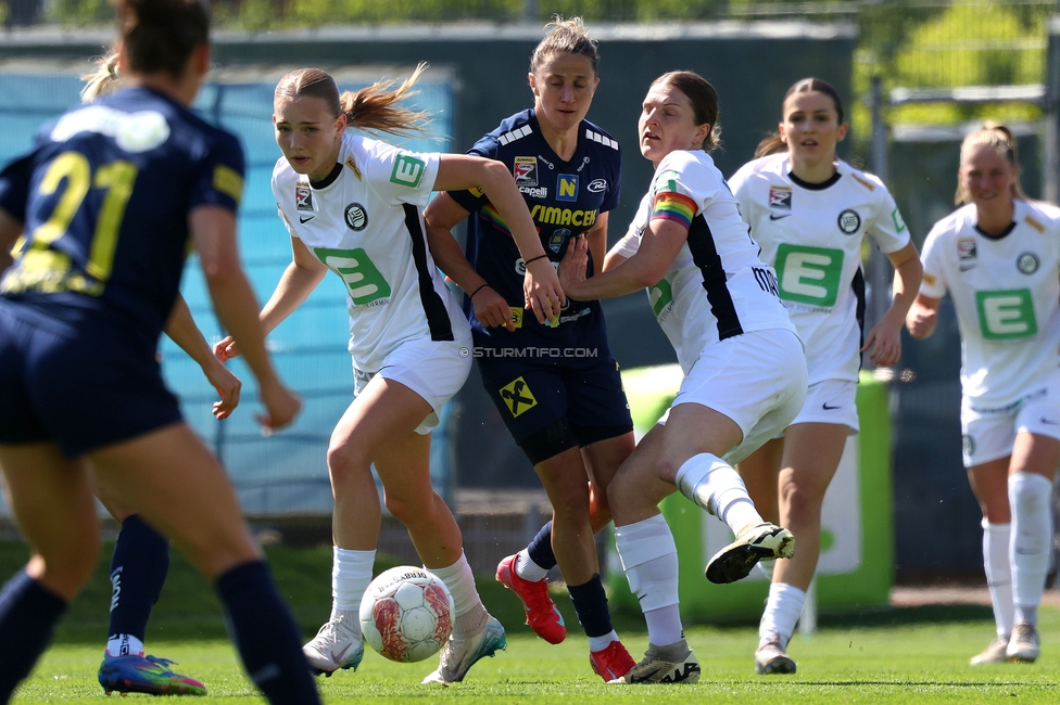 Sturm Damen - St. Poelten
OEFB Frauen Bundesliga, 23. Runde, SK Sturm Graz Damen - SKN St. Poelten, Trainingszentrum Messendorf, 10.05.2025. 

Foto zeigt Lena Breznik (Sturm Damen)
