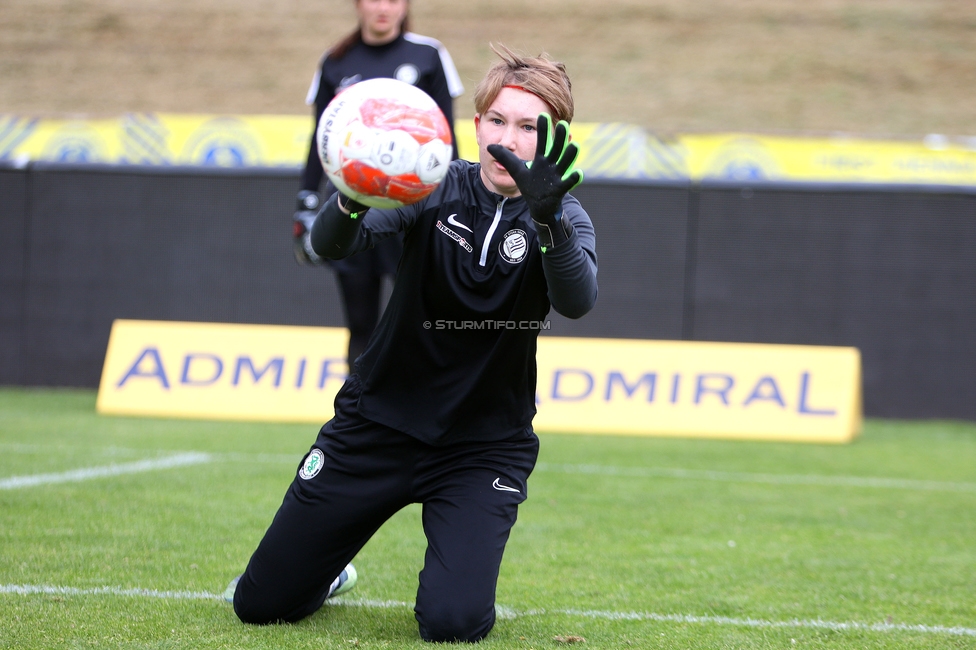 First Vienna - Sturm Damen
OEFB Frauen Bundesliga, 24. Runde, First Vienna FC 1894 - SK Sturm Graz Damen, Naturarena Hohe Warte Wien, 17.05.2025. 

Foto zeigt Mia Richter (Sturm Damen)
