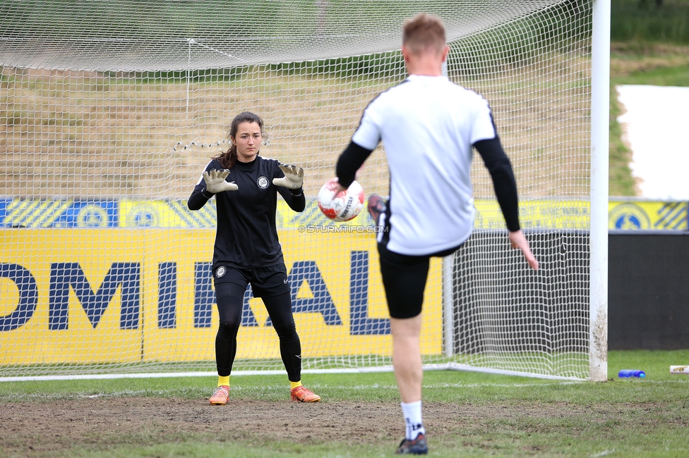 First Vienna - Sturm Damen
OEFB Frauen Bundesliga, 24. Runde, First Vienna FC 1894 - SK Sturm Graz Damen, Naturarena Hohe Warte Wien, 17.05.2025. 

Foto zeigt Vanessa Gritzner (Sturm Damen)
