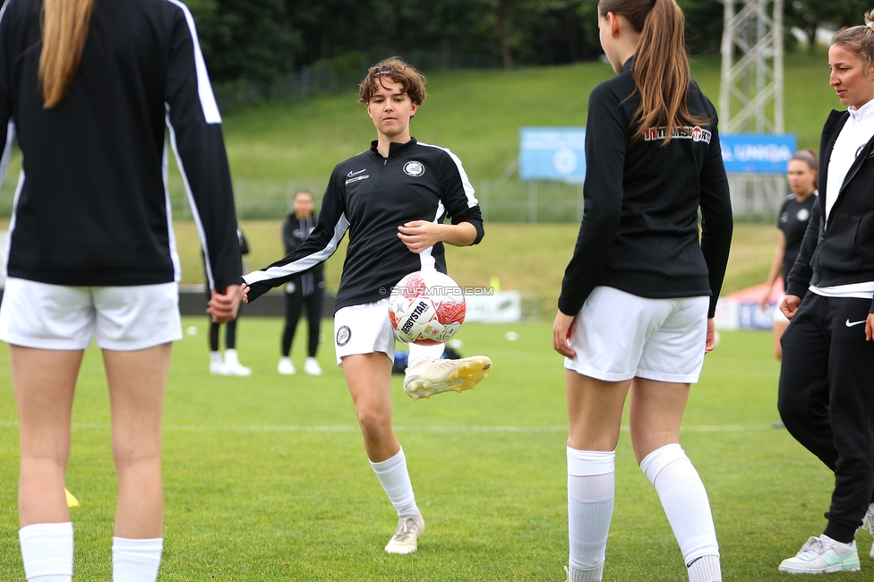 First Vienna - Sturm Damen
OEFB Frauen Bundesliga, 24. Runde, First Vienna FC 1894 - SK Sturm Graz Damen, Naturarena Hohe Warte Wien, 17.05.2025. 

Foto zeigt Leonie Christin Tragl (Sturm Damen)
