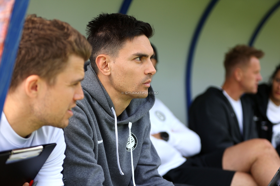 First Vienna - Sturm Damen
OEFB Frauen Bundesliga, 24. Runde, First Vienna FC 1894 - SK Sturm Graz Damen, Naturarena Hohe Warte Wien, 17.05.2025. 

Foto zeigt Tode Djakovic (Cheftrainer Sturm Damen)
