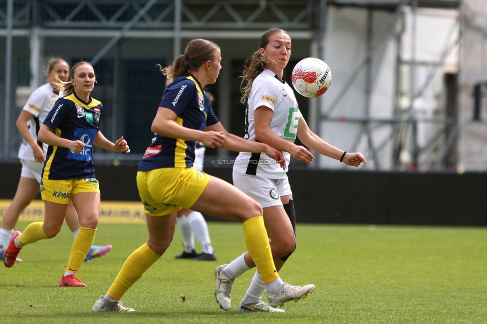 First Vienna - Sturm Damen
OEFB Frauen Bundesliga, 24. Runde, First Vienna FC 1894 - SK Sturm Graz Damen, Naturarena Hohe Warte Wien, 17.05.2025. 

Foto zeigt Modesta Uka (Sturm Damen)
