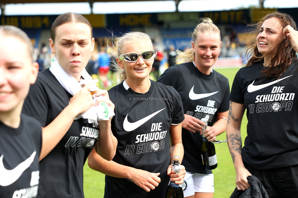 First Vienna - Sturm Damen
OEFB Frauen Bundesliga, 24. Runde, First Vienna FC 1894 - SK Sturm Graz Damen, Naturarena Hohe Warte Wien, 17.05.2025. 

Foto zeigt die Mannschaft der Sturm Damen

