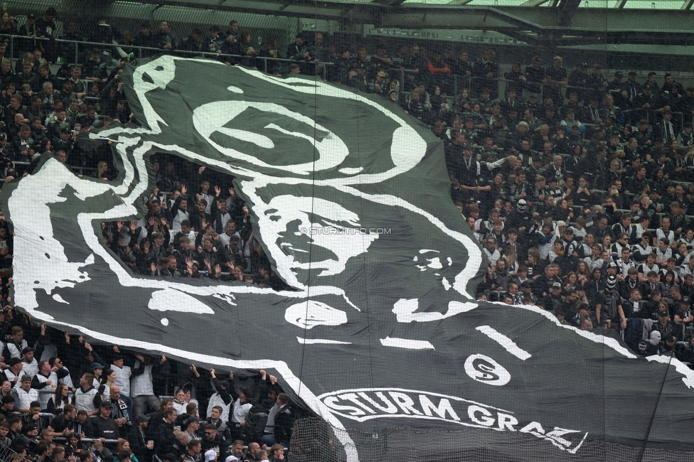 Sturm Graz - RB Salzburg
Oesterreichische Fussball Bundesliga, 30. Runde, SK Sturm Graz - FC RB Salzburg, Stadion Liebenau Graz, 09.05.2025. 

Foto zeigt Fans von Sturm mit einer Choreografie
