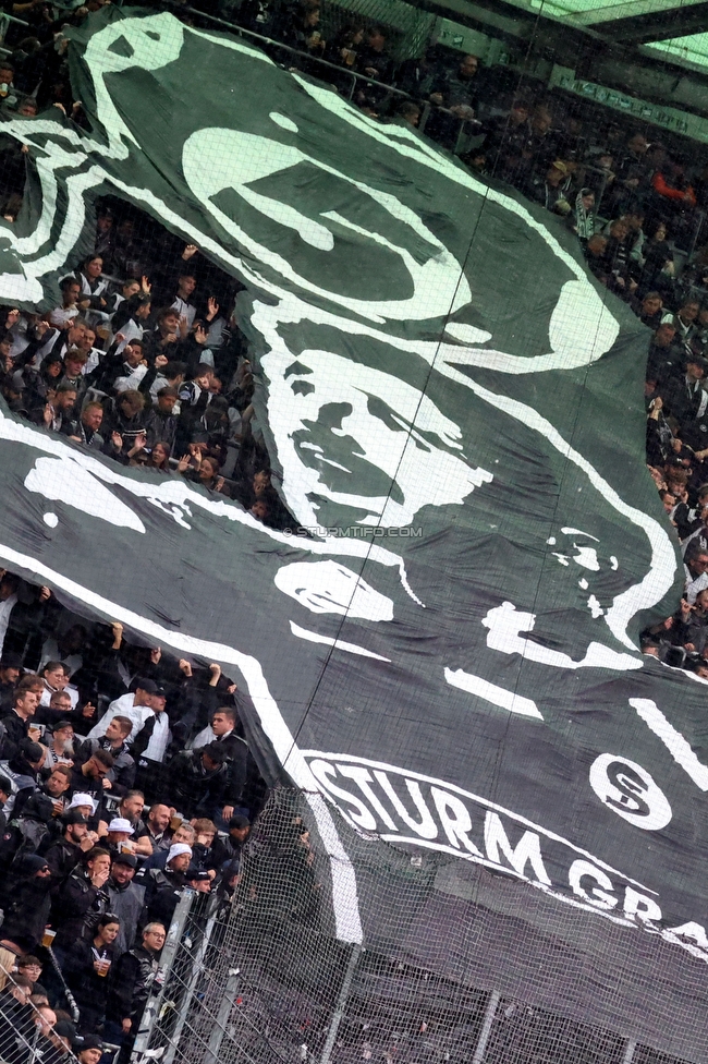 Rapid Wien - Sturm Graz
Oesterreichische Fussball Bundesliga, 31. Runde, SK Rapid Wien - SK Sturm Graz, Weststadion Wien, 18.05.2024. 

Foto zeigt Fans von Sturm mit einer Choreografie
