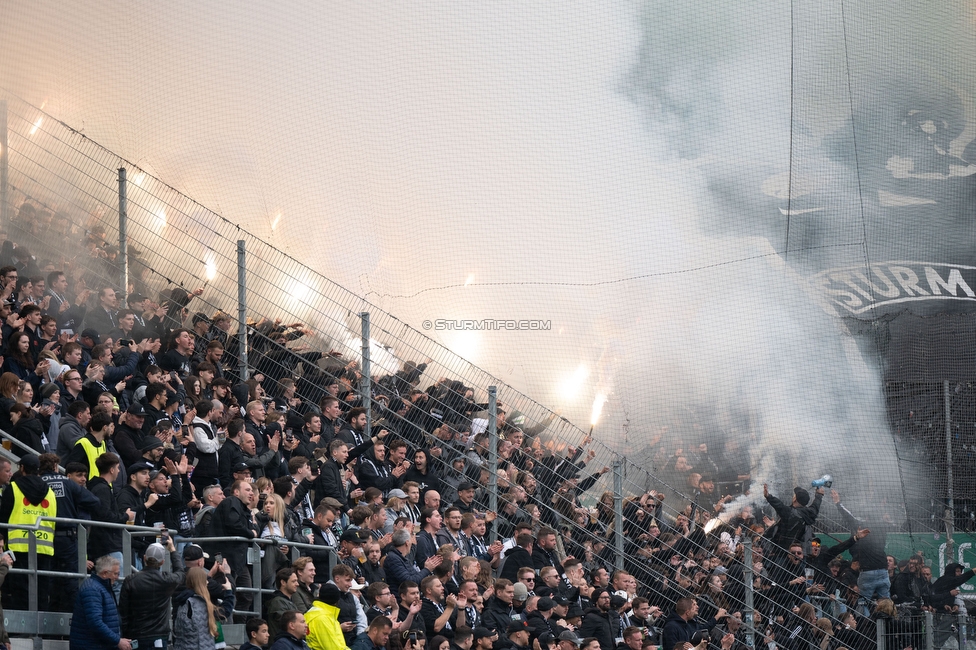 Rapid Wien - Sturm Graz
Oesterreichische Fussball Bundesliga, 31. Runde, SK Rapid Wien - SK Sturm Graz, Weststadion Wien, 18.05.2024. 

Foto zeigt Fans von Sturm
