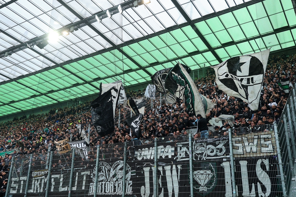 Rapid Wien - Sturm Graz
Oesterreichische Fussball Bundesliga, 31. Runde, SK Rapid Wien - SK Sturm Graz, Weststadion Wien, 18.05.2024. 

Foto zeigt Fans von Sturm
