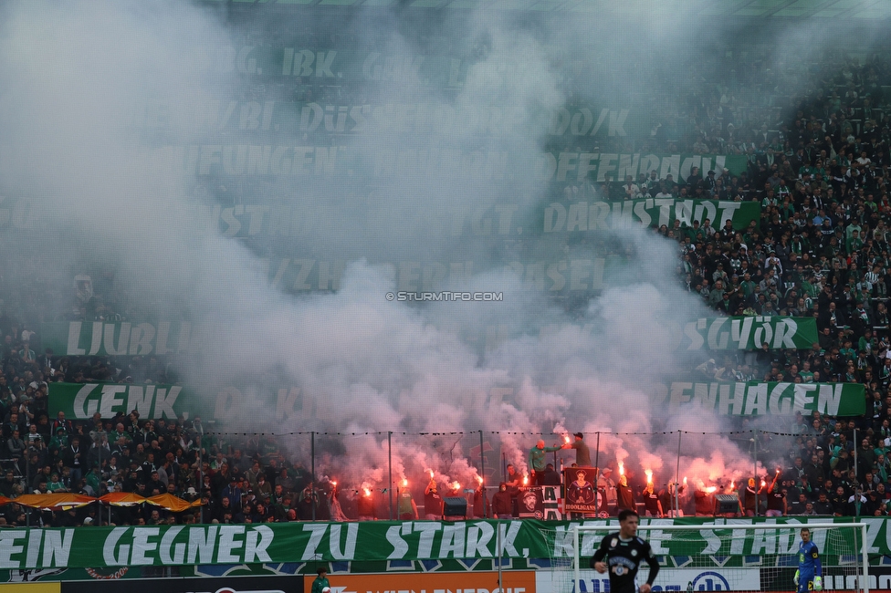 Rapid Wien - Sturm Graz
Oesterreichische Fussball Bundesliga, 31. Runde, SK Rapid Wien - SK Sturm Graz, Weststadion Wien, 18.05.2024. 

Foto zeigt Fans von Rapid
