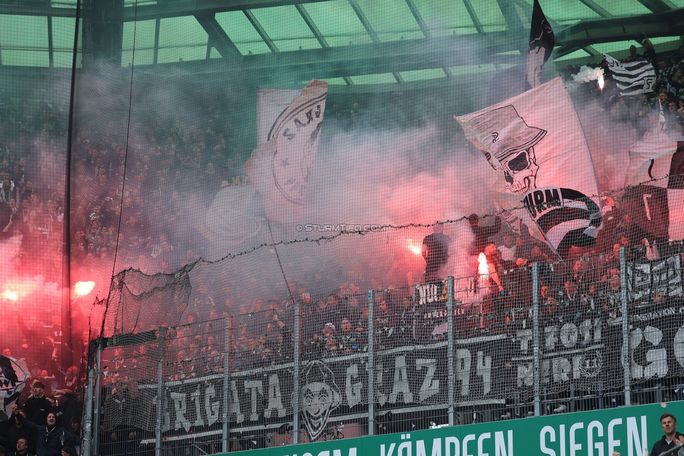 Rapid Wien - Sturm Graz
Oesterreichische Fussball Bundesliga, 31. Runde, SK Rapid Wien - SK Sturm Graz, Weststadion Wien, 18.05.2024. 

Foto zeigt Fans von Sturm
