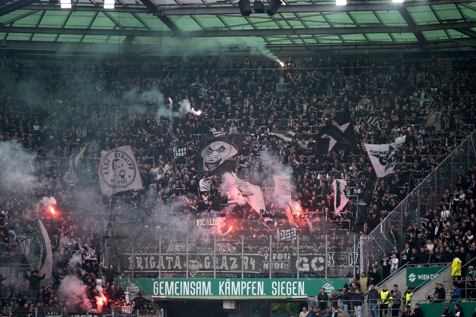 Rapid Wien - Sturm Graz
Oesterreichische Fussball Bundesliga, 31. Runde, SK Rapid Wien - SK Sturm Graz, Weststadion Wien, 18.05.2024. 

Foto zeigt Fans von Sturm
