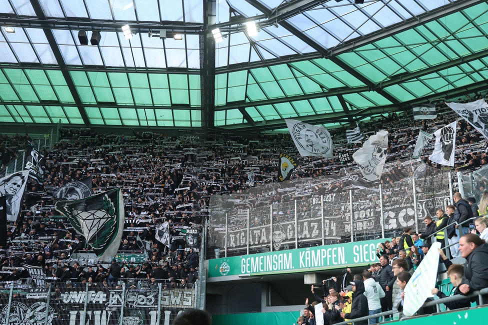 Rapid Wien - Sturm Graz
Oesterreichische Fussball Bundesliga, 31. Runde, SK Rapid Wien - SK Sturm Graz, Weststadion Wien, 18.05.2024. 

Foto zeigt Fans von Sturm
