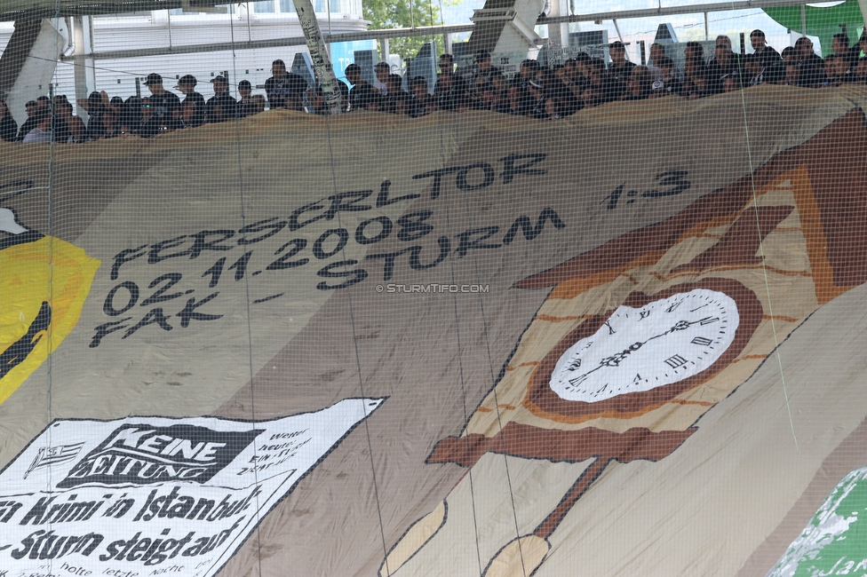 Sturm Graz - Wolfsberg
Oesterreichische Fussball Bundesliga, 32. Runde, SK Sturm Graz - Wolfsberger AC, Stadion Liebenau Graz, 24.05.2025. 

Foto zeigt Fans von Sturm mit einer Choreografie

