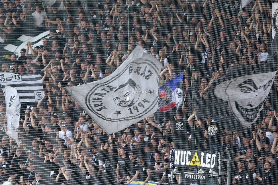 Sturm Graz - Wolfsberg
Oesterreichische Fussball Bundesliga, 32. Runde, SK Sturm Graz - Wolfsberger AC, Stadion Liebenau Graz, 24.05.2025. 

Foto zeigt Fans von Sturm
Schlüsselwörter: brigata