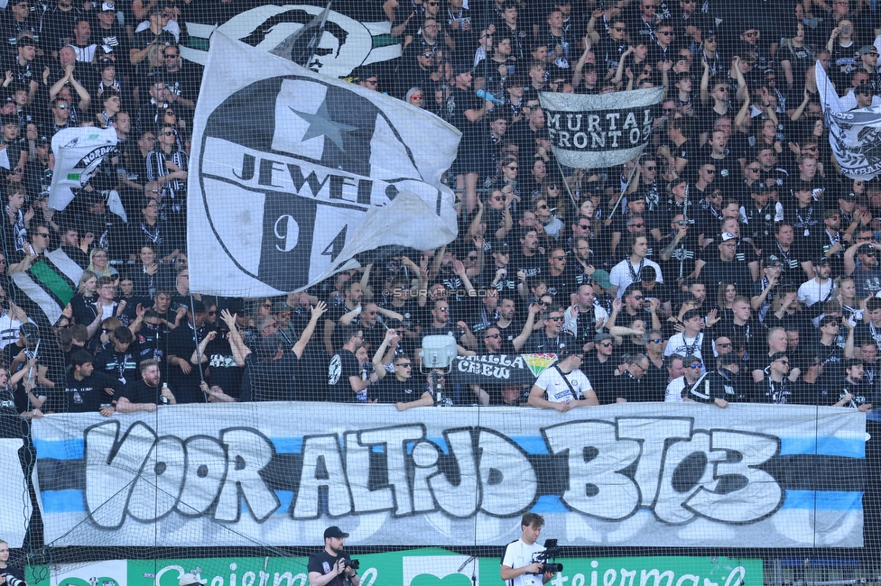 Sturm Graz - Wolfsberg
Oesterreichische Fussball Bundesliga, 32. Runde, SK Sturm Graz - Wolfsberger AC, Stadion Liebenau Graz, 24.05.2025. 

Foto zeigt Fans von Sturm mit einem Spruchband
Schlüsselwörter: jewels