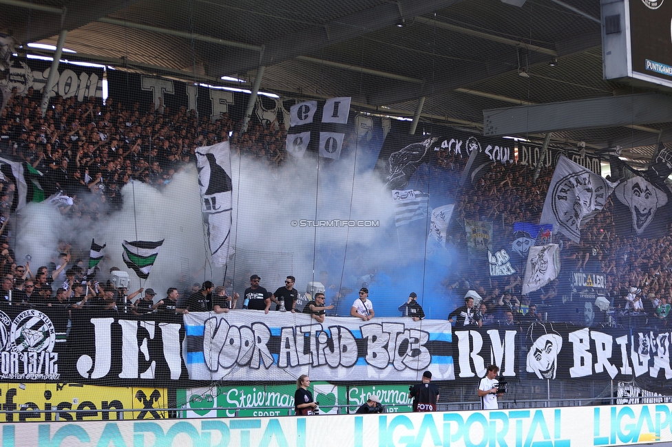 Sturm Graz - WAC
Oesterreichische Fussball Bundesliga, 32. Runde, SK Sturm Graz - Wolfsberger AC, Stadion Liebenau Graz, 24.05.2025. 

Foto zeigt Fans von Sturm mit einem Spruchband
