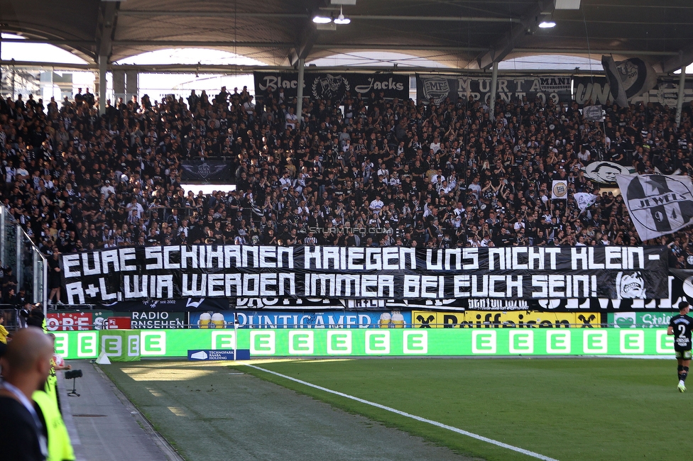 Sturm Graz - WAC
Oesterreichische Fussball Bundesliga, 32. Runde, SK Sturm Graz - Wolfsberger AC, Stadion Liebenau Graz, 24.05.2025. 

Foto zeigt Fans von Sturm mit einem Spruchband
Schlüsselwörter: bastion