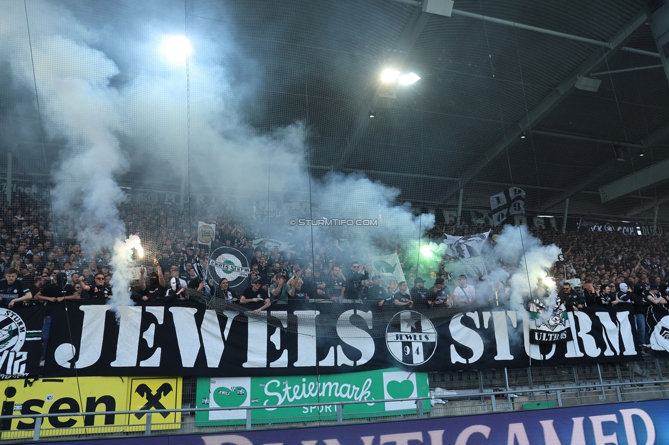 Sturm Graz - Wolfsberg
Oesterreichische Fussball Bundesliga, 32. Runde, SK Sturm Graz - Wolfsberger AC, Stadion Liebenau Graz, 24.05.2025. 

Foto zeigt Fans von Sturm
Schlüsselwörter: jewels