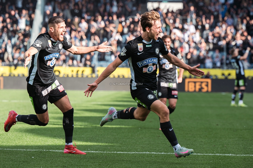 Sturm Graz - Wolfsberg
Oesterreichische Fussball Bundesliga, 32. Runde, SK Sturm Graz - Wolfsberger AC, Stadion Liebenau Graz, 24.05.2025. 

Foto zeigt Emir Karic (Sturm) und William Boeving (Sturm)
Schlüsselwörter: torjubel