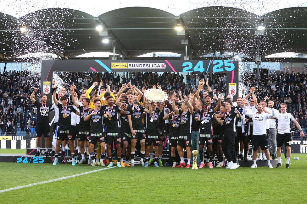 Sturm Graz - WAC
Oesterreichische Fussball Bundesliga, 32. Runde, SK Sturm Graz - Wolfsberger AC, Stadion Liebenau Graz, 24.05.2025. 

Foto zeigt die Mannschaft von Sturm

