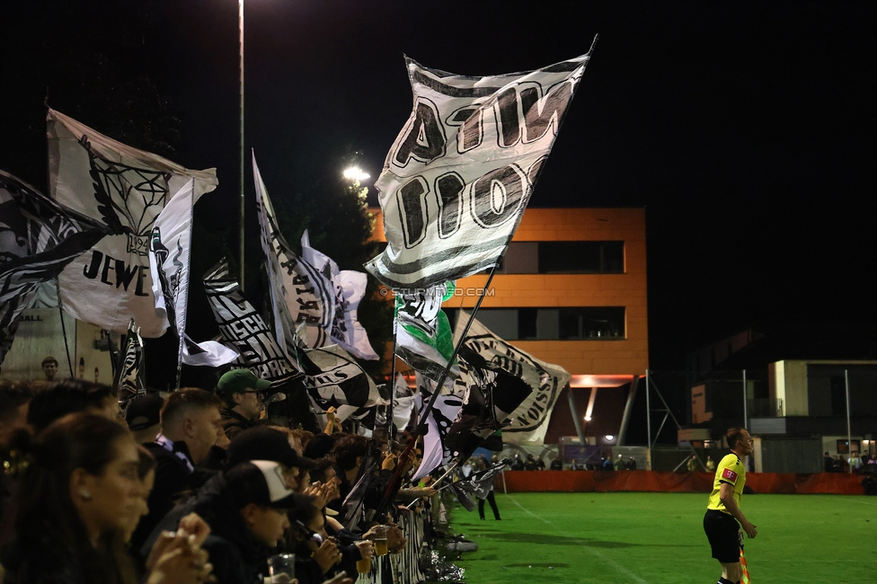 SK Bischofshofen - Sturm Graz
OEFB Cup 1. Runde, SK Bischofshofen - SK Sturm Graz, Sportplatz Bischofshofen, 25.07.2025. 

Foto zeigt Fans von Sturm
