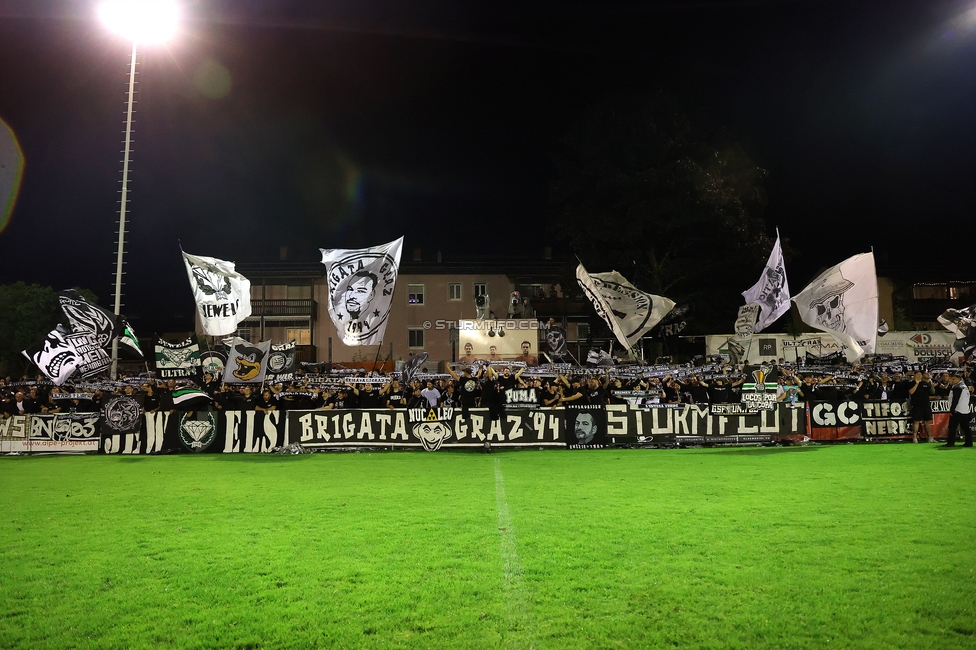 SK Bischofshofen - Sturm Graz
OEFB Cup 1. Runde, SK Bischofshofen - SK Sturm Graz, Sportplatz Bischofshofen, 25.07.2025. 

Foto zeigt Fans von Sturm
