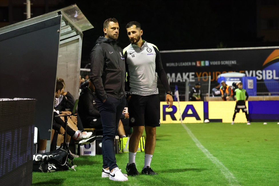 SK Bischofshofen - Sturm Graz
OEFB Cup 1. Runde, SK Bischofshofen - SK Sturm Graz, Sportplatz Bischofshofen, 25.07.2025. 

Foto zeigt Juergen Saeumel (Cheftrainer Sturm) und Sargon Duran (Co-Trainer Sturm)
