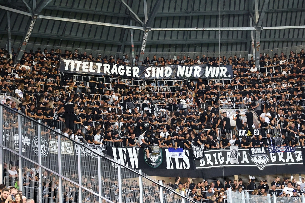 LASK - Sturm Graz
Oesterreichische Fussball Bundesliga, 1. Runde, Linzer ASK - SK Sturm Graz, Raiffeisen Arena Linz, 01.08.2025. 

Foto zeigt Fans von Sturm mit einem Spruchband
