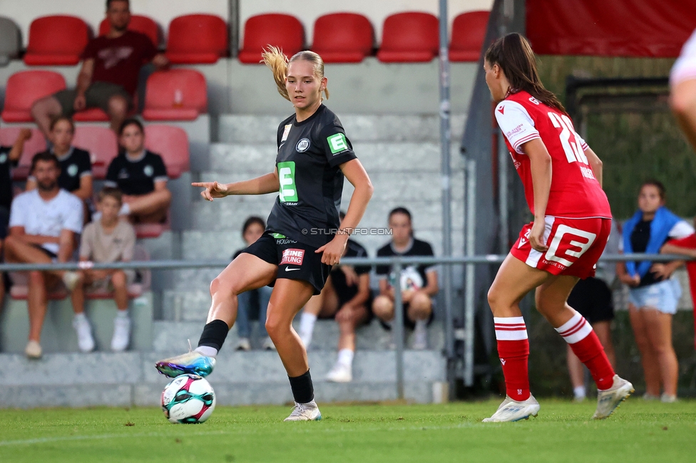 GAK - Sturm Graz Damen
SPORTLAND Niederoesterreich Frauen Cup, GAK 1902 - SK Sturm Graz, Sportzentrum Graz-Weinzoedl, 08.08.2025. 

Foto zeigt Lena Breznik (Sturm Damen)
