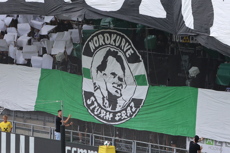Sturm Graz - Rapid Wien
Oesterreichische Fussball Bundesliga, 2. Runde, SK Sturm Graz - SK Rapid Wien, Stadion Liebenau Graz, 10.08.2025. 

Foto zeigt Fans von Sturm mit einer Choreografie
