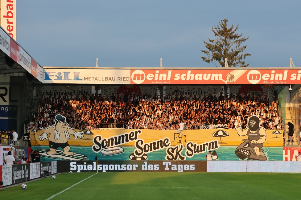 Ried - Sturm Graz
Oesterreichische Fussball Bundesliga, 3. Runde, SV Ried - SK Sturm Graz, Arena Ried, 16.08.2025. 

Foto zeigt Fans von Sturm mit einer Choreografie
