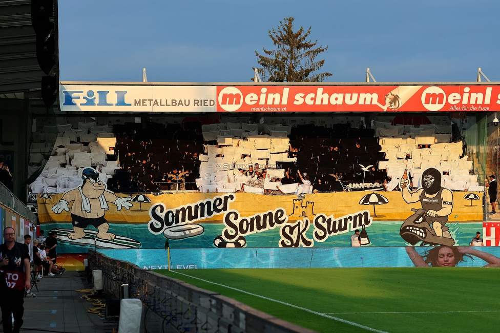 Ried - Sturm Graz
Oesterreichische Fussball Bundesliga, 3. Runde, SV Ried - SK Sturm Graz, Arena Ried, 16.08.2025. 

Foto zeigt Fans von Sturm mit einer Choreografie
