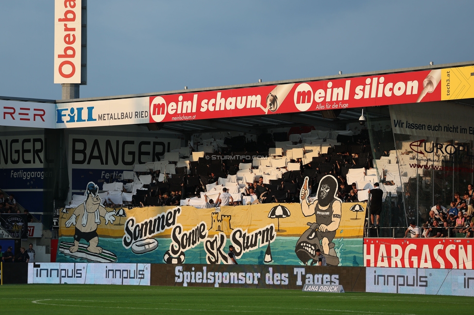 Ried - Sturm Graz
Oesterreichische Fussball Bundesliga, 3. Runde, SV Ried - SK Sturm Graz, Arena Ried, 16.08.2025. 

Foto zeigt Fans von Sturm mit einer Choreografie
