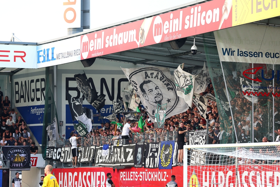 Ried - Sturm Graz
Oesterreichische Fussball Bundesliga, 3. Runde, SV Ried - SK Sturm Graz, Arena Ried, 16.08.2025. 

Foto zeigt Fans von Sturm
