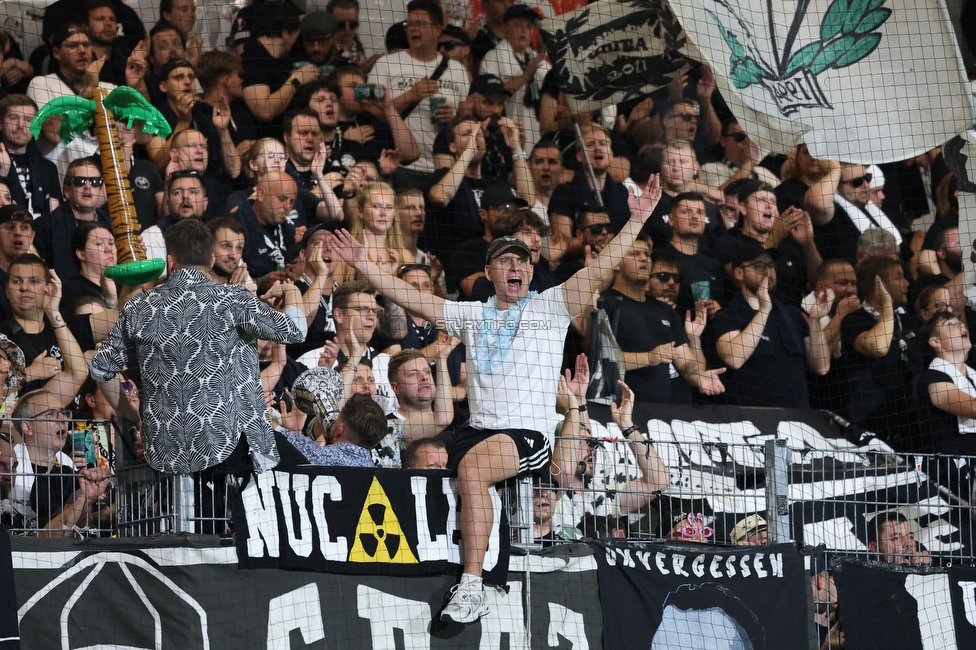 Ried - Sturm Graz
Oesterreichische Fussball Bundesliga, 3. Runde, SV Ried - SK Sturm Graz, Arena Ried, 16.08.2025. 

Foto zeigt Fans von Sturm
Schlüsselwörter: brigata
