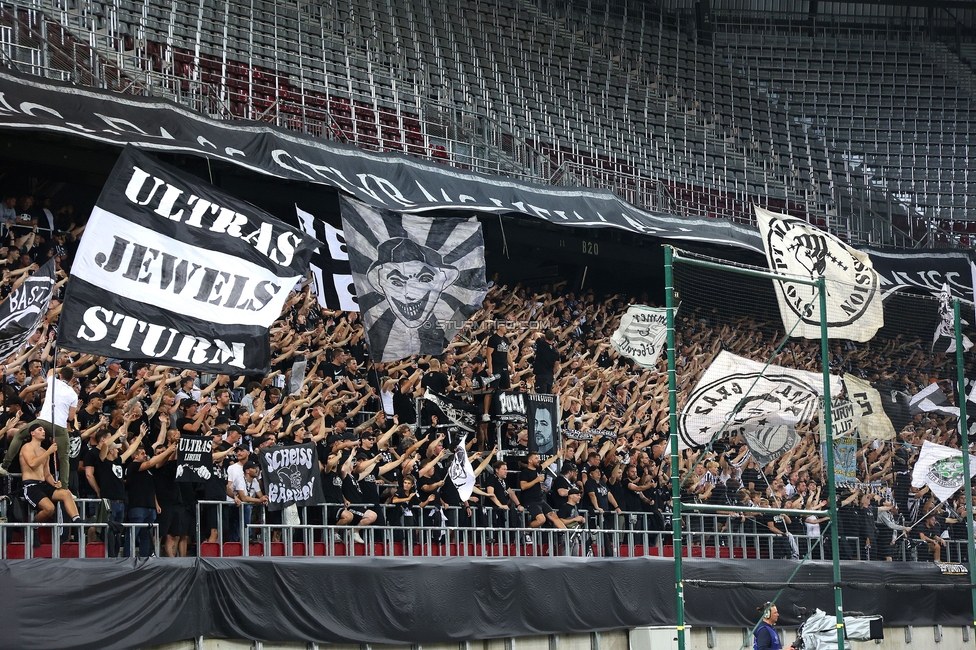 Sturm Graz - Bodo Glimt
UEFA Champions League Play-Offs, SK Sturm Graz - Bodo Glimt, Woerthersee Stadion Klagenfurt, 26.08.2025. 

Foto zeigt Fans von Sturm
