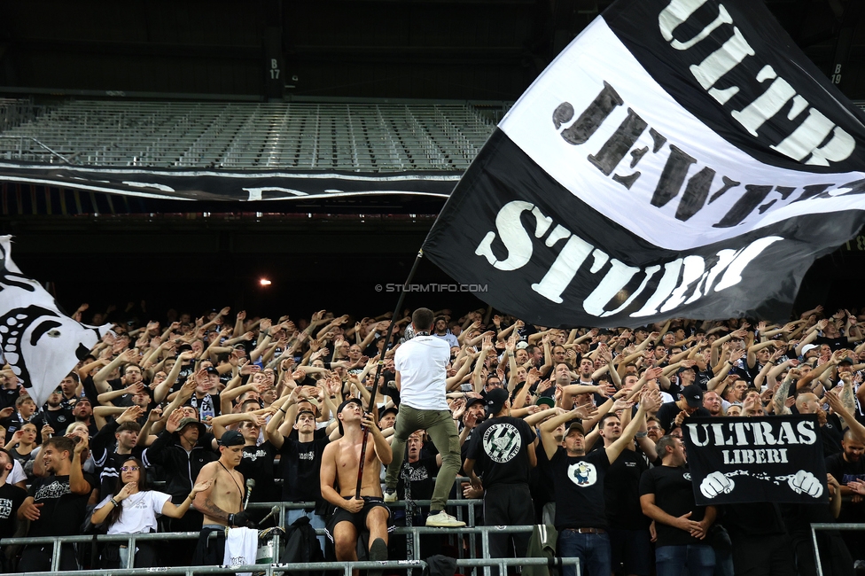Sturm Graz - Bodo Glimt
UEFA Champions League Play-Offs, SK Sturm Graz - Bodo Glimt, Woerthersee Stadion Klagenfurt, 26.08.2025. 

Foto zeigt Fans von Sturm
