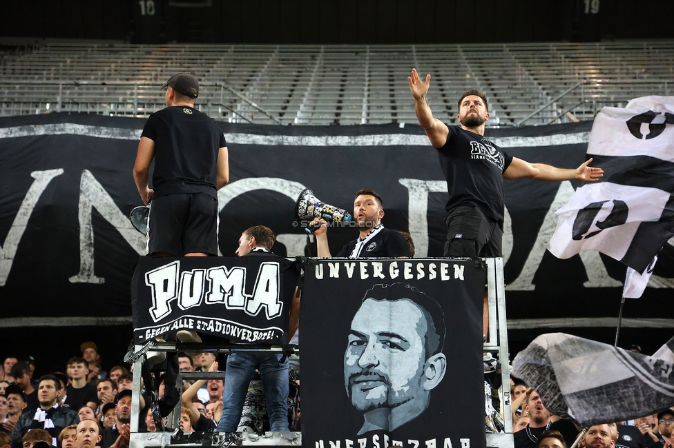 Sturm Graz - Bodo Glimt
UEFA Champions League Play-Offs, SK Sturm Graz - Bodo Glimt, Woerthersee Stadion Klagenfurt, 26.08.2025. 

Foto zeigt Fans von Sturm
