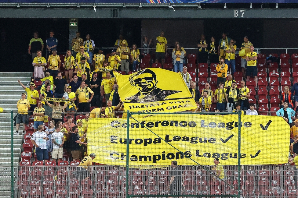 Sturm Graz - Bodo Glimt
UEFA Champions League Play-Offs, SK Sturm Graz - Bodo Glimt, Woerthersee Stadion Klagenfurt, 26.08.2025. 

Foto zeigt Fans von Bodo Glimt mit einem Spruchband
