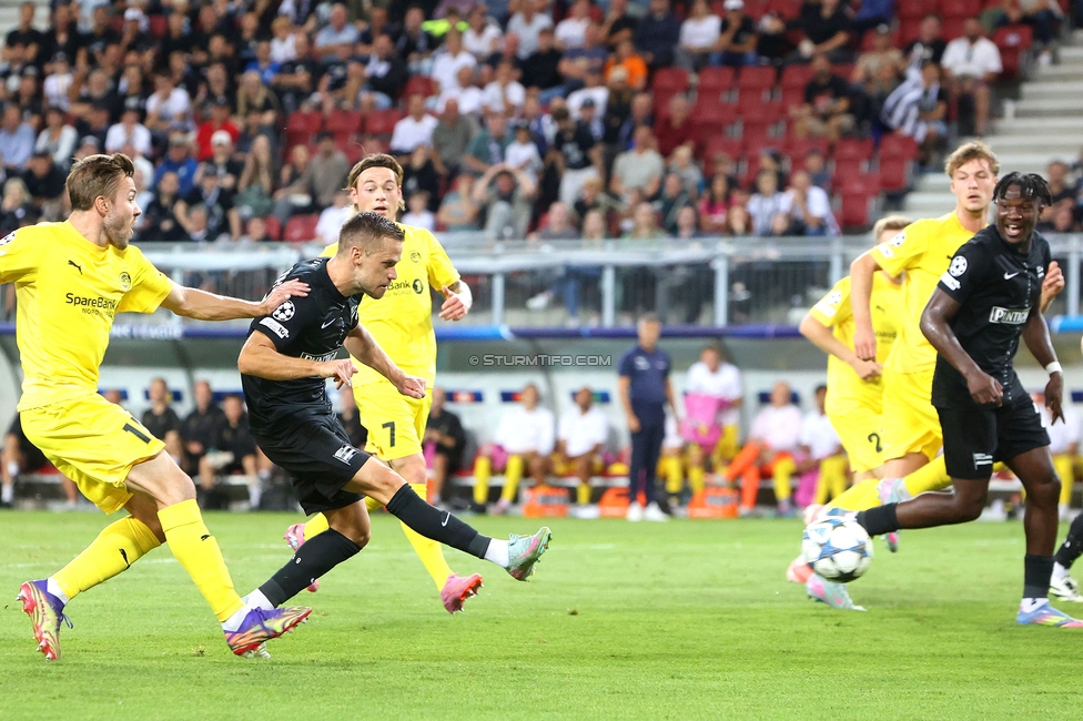 Sturm Graz - Bodo Glimt
UEFA Champions League Play-Offs, SK Sturm Graz - Bodo Glimt, Woerthersee Stadion Klagenfurt, 26.08.2025. 

Foto zeigt Tomi Horvat (Sturm) und Seedy Jatta (Sturm)
