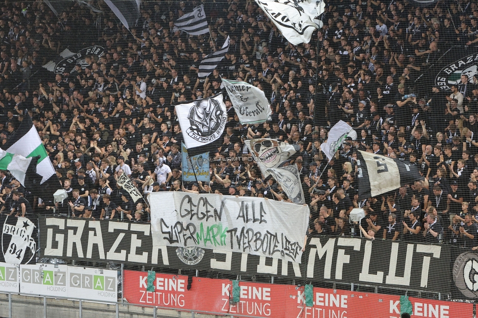 GAK - Sturm Graz
Oesterreichische Fussball Bundesliga, 5. Runde, Grazer AK - SK Sturm Graz, Stadion Liebenau Graz, 30.08.2025. 

Foto zeigt Fans von Sturm mit einem Spruchband
Schlüsselwörter: sturmflut