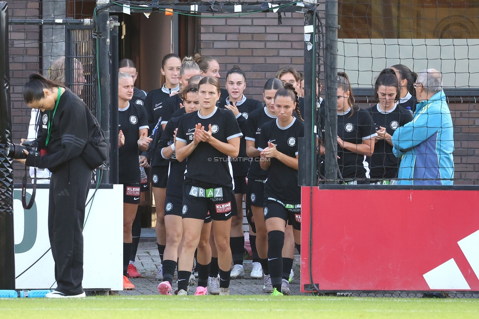 Ajax Frouwen - Sturm Damen
UEFA Women's Europa Cup, 1. Runde, Ajax Amsterdam - SK Sturm Graz Damen, Sportpark De Toekomst Amsterdam, 11.09.2025.

Foto zeigt die Mannschaft der Sturm Damen
