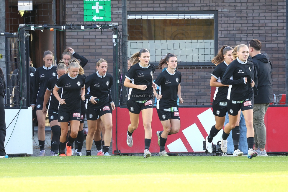 Ajax Frouwen - Sturm Damen
UEFA Women's Europa Cup, 1. Runde, Ajax Amsterdam - SK Sturm Graz Damen, Sportpark De Toekomst Amsterdam, 11.09.2025.

Foto zeigt die Mannschaft der Sturm Damen

