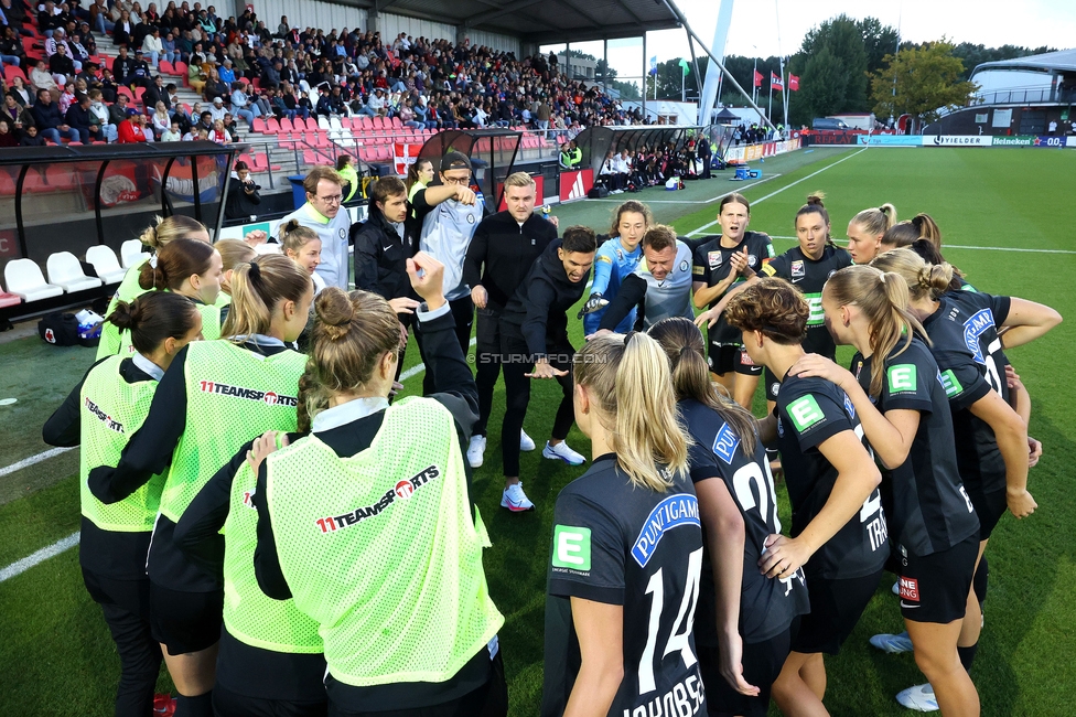 Ajax Frouwen - Sturm Damen
UEFA Women's Europa Cup, 1. Runde, Ajax Amsterdam - SK Sturm Graz Damen, Sportpark De Toekomst Amsterdam, 11.09.2025.

Foto zeigt die Mannschaft der Sturm Damen

