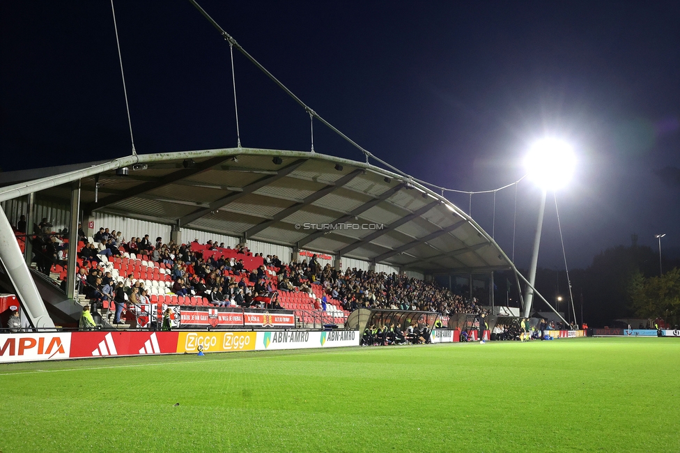 Ajax Frouwen - Sturm Damen
UEFA Women's Europa Cup, 1. Runde, Ajax Amsterdam - SK Sturm Graz Damen, Sportpark De Toekomst Amsterdam, 11.09.2025.

Foto zeigt die Tribuene
