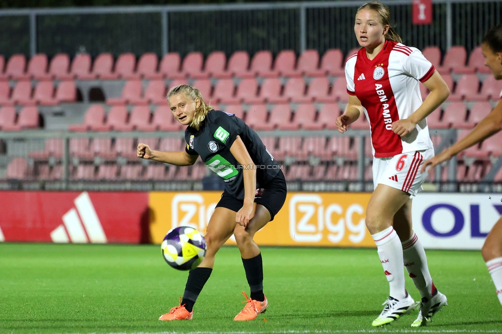 Ajax Frouwen - Sturm Damen
UEFA Women's Europa Cup, 1. Runde, Ajax Amsterdam - SK Sturm Graz Damen, Sportpark De Toekomst Amsterdam, 11.09.2025.

Foto zeigt Sandra Jakobsen (Sturm Damen)
