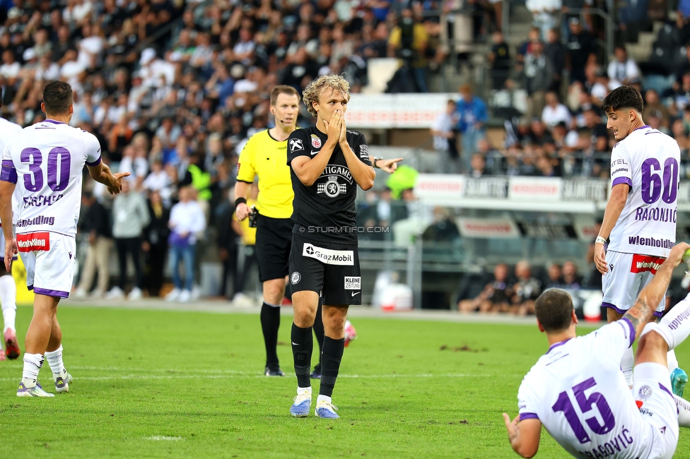 Sturm Graz - Austria Wien
Oesterreichische Fussball Bundesliga, 5. Runde, SK Sturm Graz - FK Austria Wien, Stadion Liebenau Graz, 14.09.2025. 

Foto zeigt Julius Beck (Sturm)
