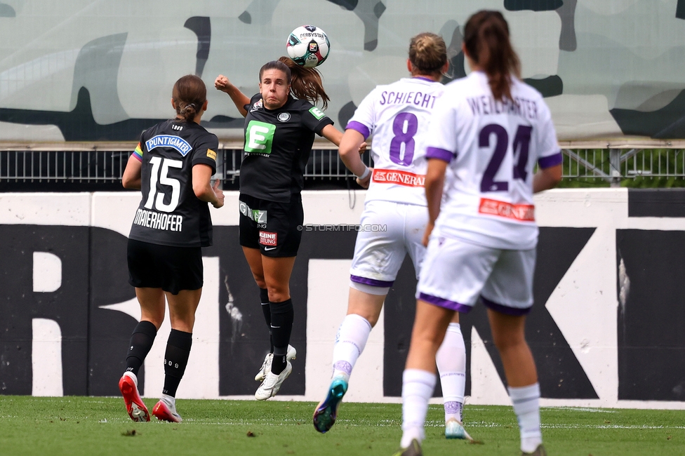Sturm Damen - Austria Wien
OEFB Frauen Bundesliga, 5. Runde, SK Sturm Graz Damen - FK Austria Wien, Trainingszentrum Messendorf, 14.09.2025. 

Foto zeigt Laura Riesenbeck (Sturm Damen)
