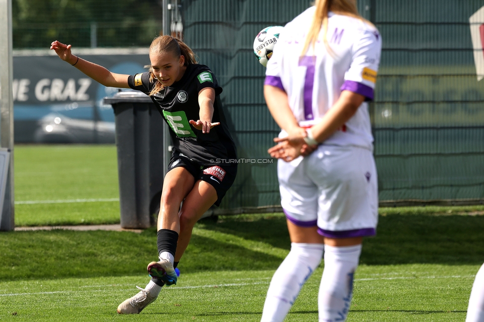 Sturm Damen - Austria Wien
OEFB Frauen Bundesliga, 5. Runde, SK Sturm Graz Damen - FK Austria Wien, Trainingszentrum Messendorf, 14.09.2025. 

Foto zeigt Lena Breznik (Sturm Damen)
