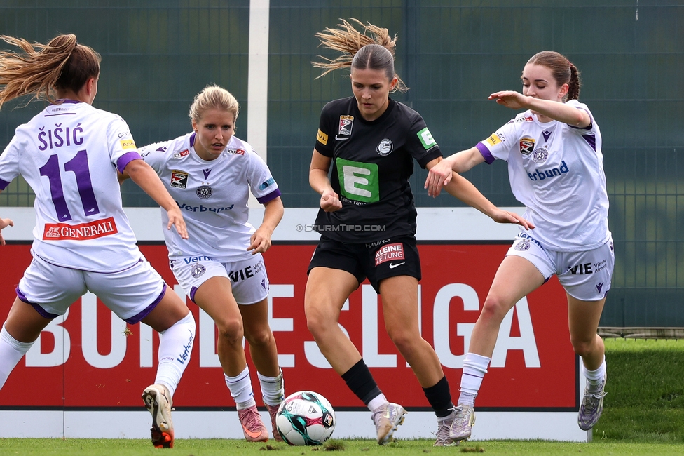 Sturm Damen - Austria Wien
OEFB Frauen Bundesliga, 5. Runde, SK Sturm Graz Damen - FK Austria Wien, Trainingszentrum Messendorf, 14.09.2025. 

Foto zeigt Marie Spiess (Sturm Damen)
