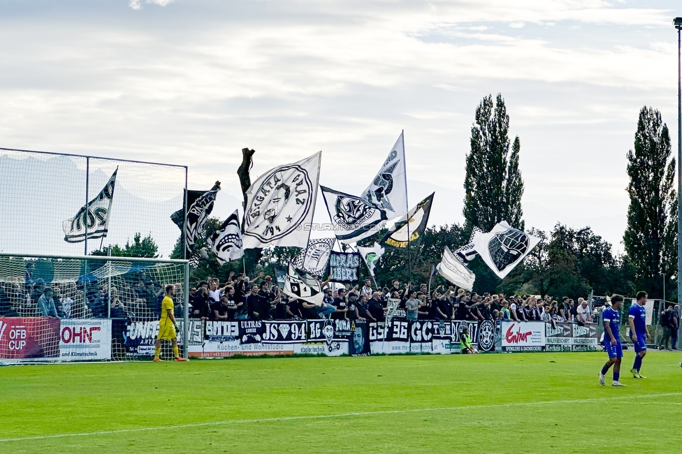 Roethis - Sturm Graz
OEFB Cup, 2. Runde, SC Roethis - SK Sturm Graz, Stadion an der Ratz Roethis, 17.09.2025. 

Foto zeigt Fans von Sturm
